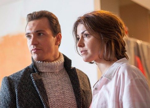Премьера осени: Екатерина Редникова в мини-сериале «Можно мне тебя обнять?» сегодня на «России 1»