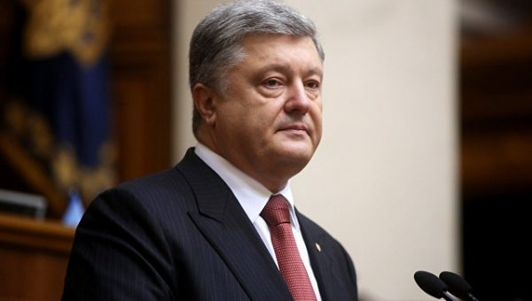 Пушков рассказал о "парадоксе Порошенко"