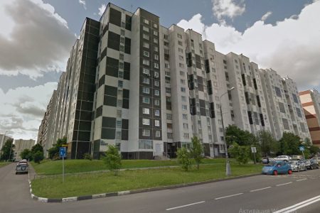 
                    Пьяная женщина выпала из окна дома в 14-м микрорайоне          