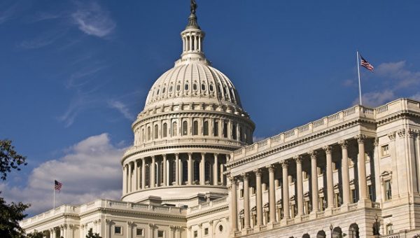 Сенат США не будет публиковать данные о "российской рекламе" в Facebook