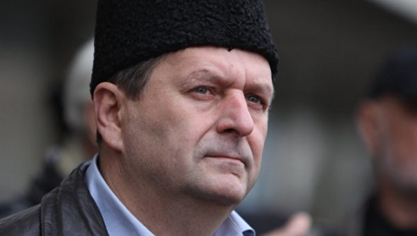 Самолет с лидерами Меджлиса* приземлился в Анкаре, сообщили в Киеве