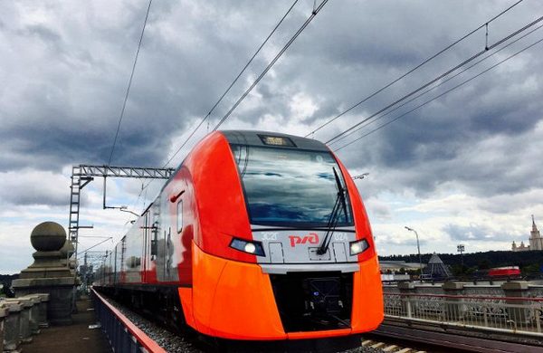 s-1-noyabrya-na-uchastke-moskva-kryukovo-pustyat-dopolnitel-ny-e-poezda