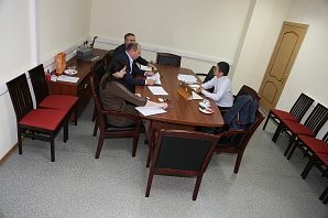 
		                    Деловой визит директора бизнес-инкубатора Шанхай «ПуЭ»		                