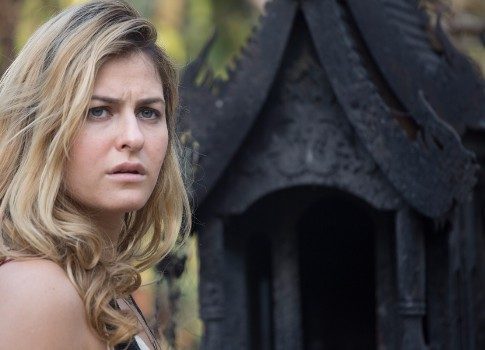 Она никогда не отпустит: в России выходит фильм ужасов «Дом призраков»