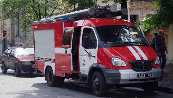 Вблизи аэропорта "Борисполь" под Киевом загорелась свалка