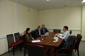 
		                    Деловой визит директора бизнес-инкубатора Шанхай «ПуЭ»		                