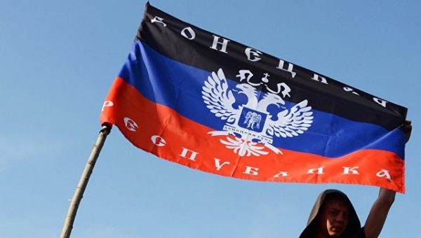 На юге ДНР завершили строительство ЛЭП взамен поврежденной обстрелами