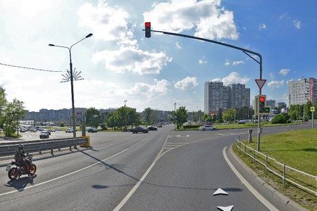 
                    Пьяный водитель протаранил «Ладу» у Крюковской эстакады          