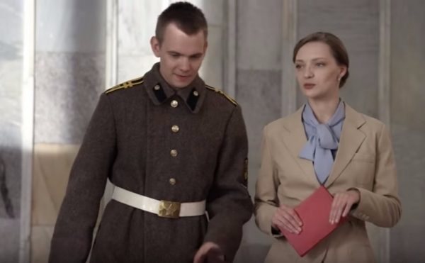 Костюмы брежневской эпохи: почему сериал «Гостиница «Россия» вызвал ностальгию по моде 70-х