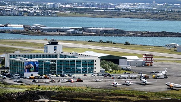 Правительство Исландии поручили сформировать лидеру левой оппозиции