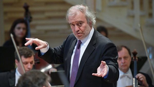 Гергиев рассказал, что поможет сохранить мосты между народами России и США