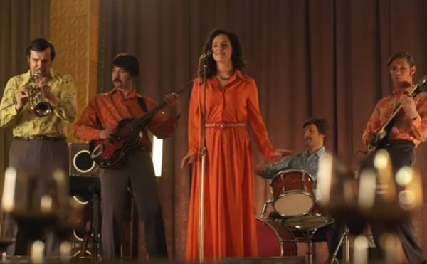 Костюмы брежневской эпохи: почему сериал «Гостиница «Россия» вызвал ностальгию по моде 70-х