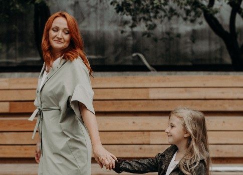 Участница Stand Up на ТНТ Елена Новикова о зависти коллег, политических шутках и победе в «Открытом микрофоне»