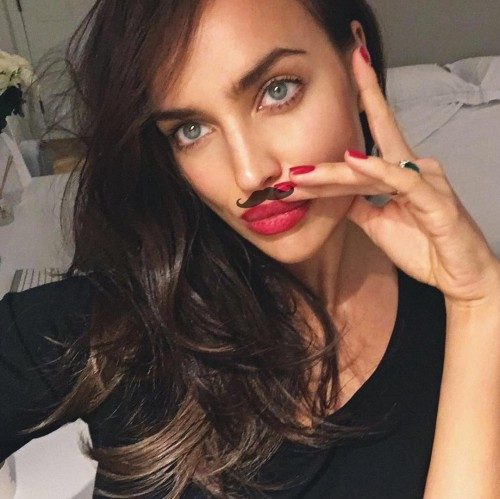 Ирина Шейк сказала идеальное время для рождения детей