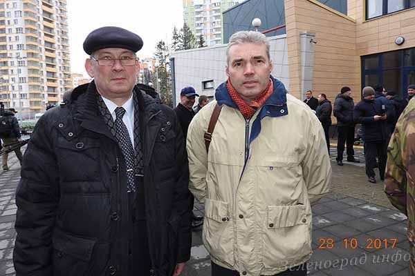 frolov-v-n-i-skul-ptor-budushhego-pamyatnika