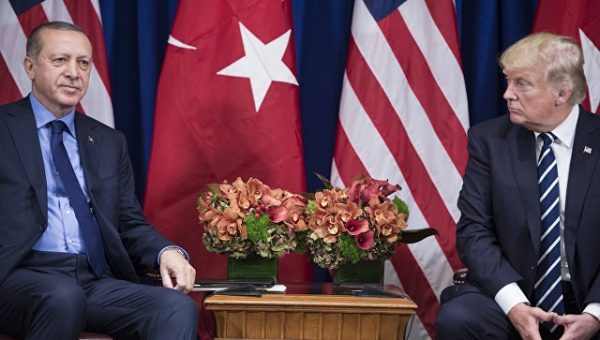 Лидеры Турции и США договорились об общей борьбе с ИГ*, РПК и FETO