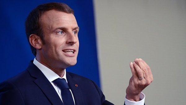 Макрон ответил на критику внешней политики Франции со стороны МИД Ирана