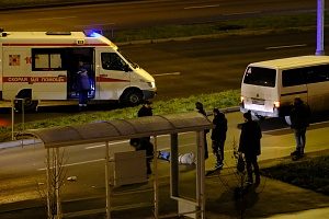 Минивэн сбил 17-летнюю девушку на дублере Кутузовского шоссе