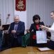 В префектуре ЗелАО наградили победителей окружного фотоконкурса "Красота в деталях"