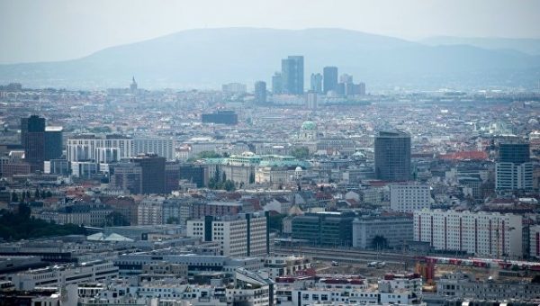 Австрийская полиция задержала бездомного, гулявшего по Вене с тротилом