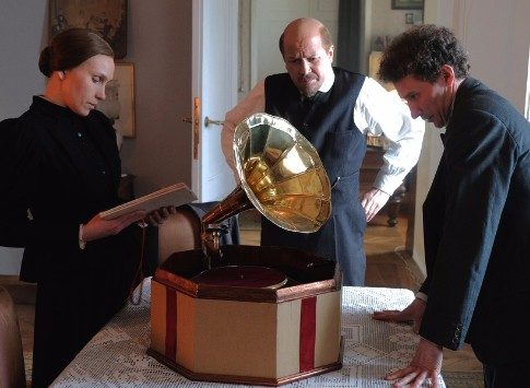 Масштабная премьера: на «России 1» Евгений Миронов и Федор Бондарчук в драме «Демон революции»