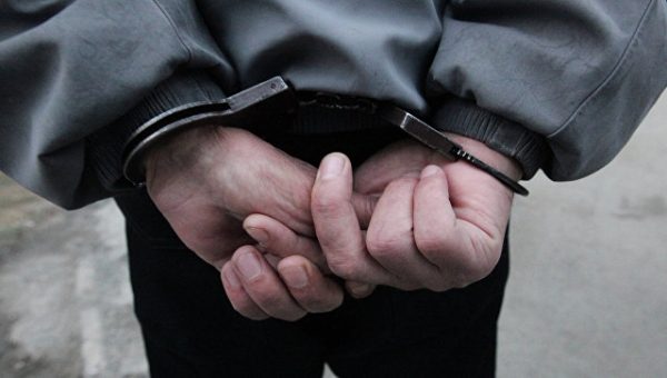 В Таджикистане задержали группу наркоторговцев во главе с сотрудником МВД