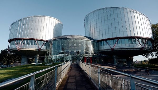 ЕСПЧ отклонил жалобы Яшина и Пономарева против России