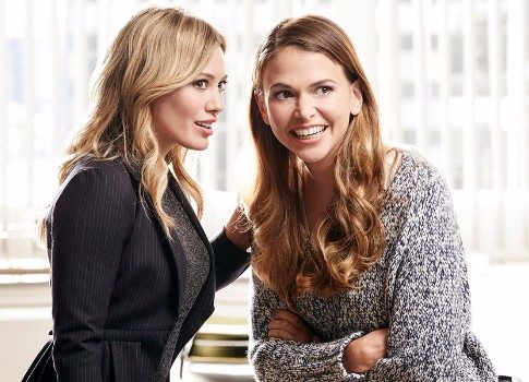 Перечеркнула дату в паспорте: смотрите сериал «Юная» на «Кинопремиум HD»