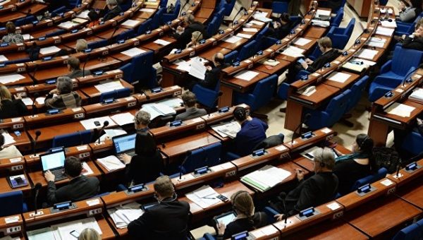 Толстой отметил прогресс в переговорах с ПАСЕ
