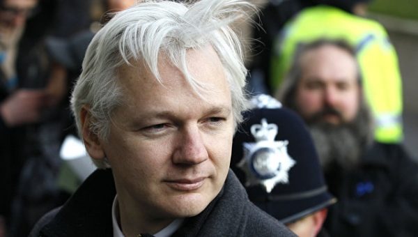 В WikiLeaks рассказали о "внимании" ВМС США к Ассанжу
