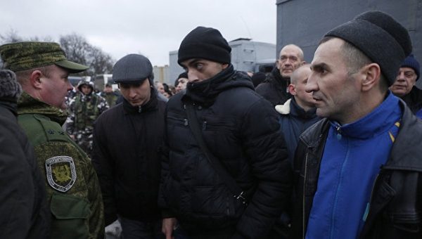 Меркель и Макрон приветствуют обмен пленными на Украине