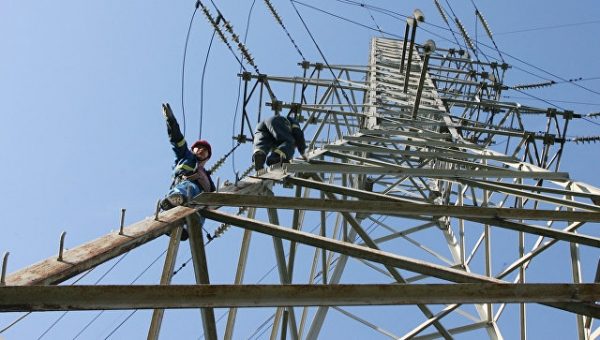 На Украине почти 90 населенных пунктов остались без света из-за непогоды