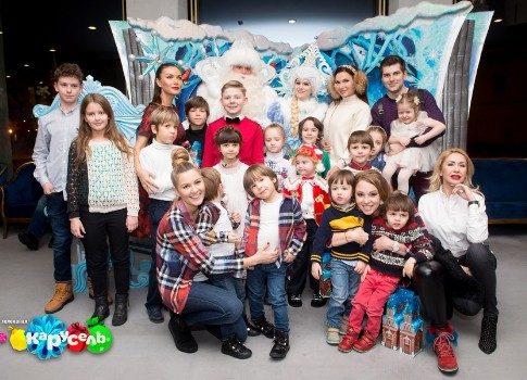 Кремлевская елка возвращается на ТВ: не пропустите детский новогодний праздник на канале «Карусель»