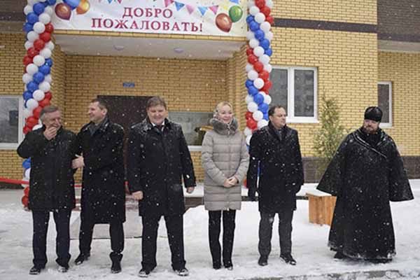 v-solnechnogorske-12-semej-s-ulitsy-bezverhova-poluchili-novy-e-kvartiry