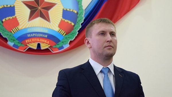Новым спикером парламента ЛНР стал Денис Мирошниченко