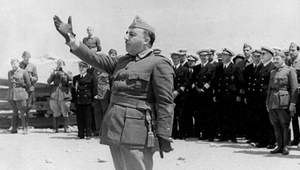 В Испании умерла единственная дочь испанского диктатора Франко