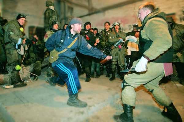 stalker-v-nozhevom-boyu