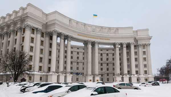 МИД Украины ответил на предложение о смене места переговоров по Донбассу