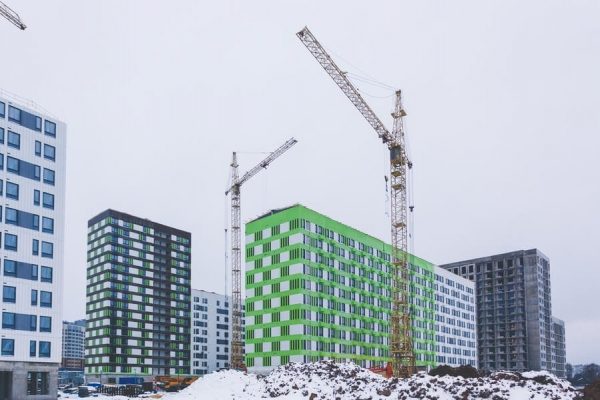 В 17 микрорайоне сданы в эксплуатацию три первых жилых дома
