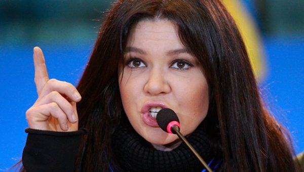 Руслана рассказала о "вирусах" и "отравленной воде" на Майдане