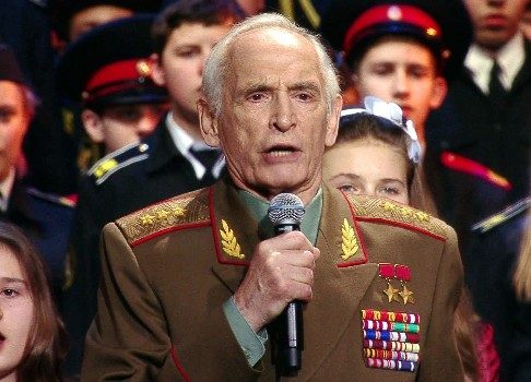 Праздничные воспоминания: концерт в честь фильма «Офицеры» на Первом
