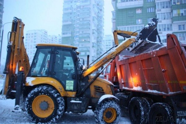 На уборке снега в Зеленограде задействованы все силы коммунальных служб округа