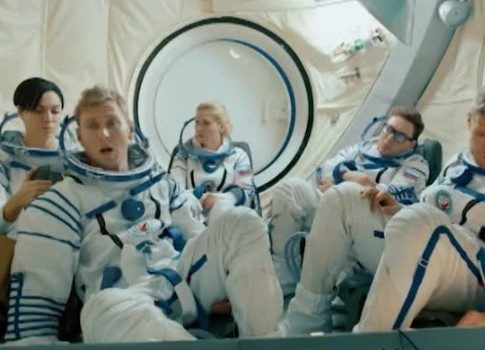 Михаил Тарабукин о новом сериале «Команда Б», полетах в центрифуге, поцелуях в подсобках и чудаках