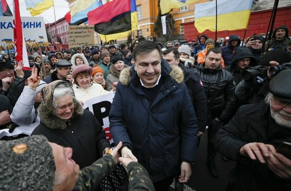 Сторонники Саакашвили вышли на марш за импичмент Порошенко