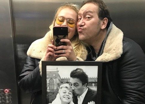 Посиделки: сегодня «Когда все дома» в гостях у Александра Демидова из «Квартета И»