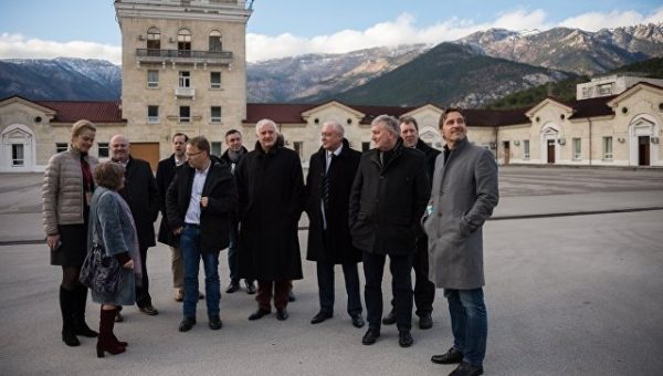 Немецкая делегация пригласила главу Крыма в Германию