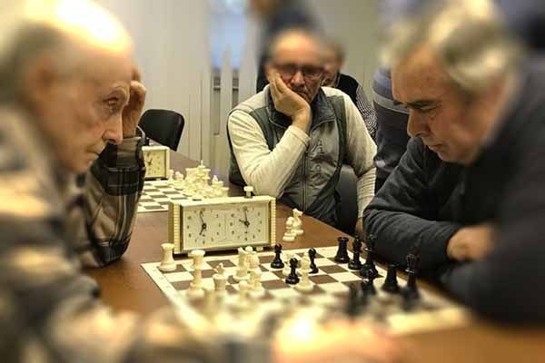 sovet-veteranov-provel-okruzhnoj-shahmatny-j-turnir