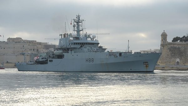 Минобороны опровергло данные об опасном маневре российского судна в Босфоре