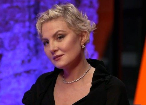 Разговор о любви: смотрите ток-шоу «2 Верник 2» с Ренатой Литвиновой на канале «Культура»