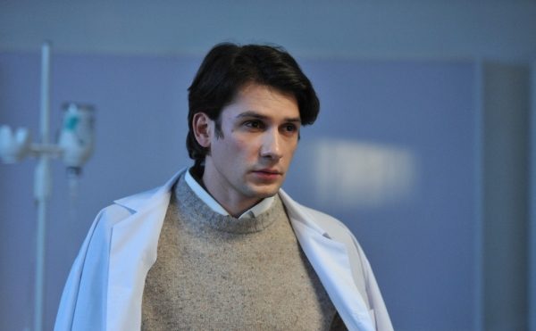 Новая врачебная история: на «России 1» выйдет новый сериал «Когда солнце взойдет» с Даниилом Спиваковским